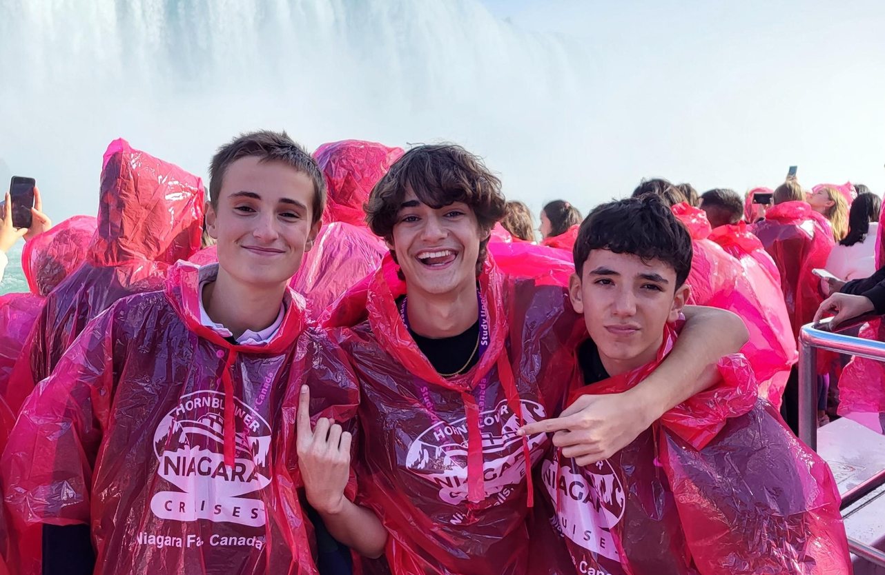 Alumnos de BEDA Year en Canadá